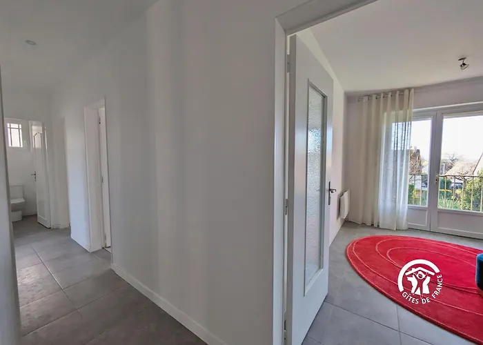 La Maison De Suzanne, 5 Pers Sainte-Suzanne (Mayenne)